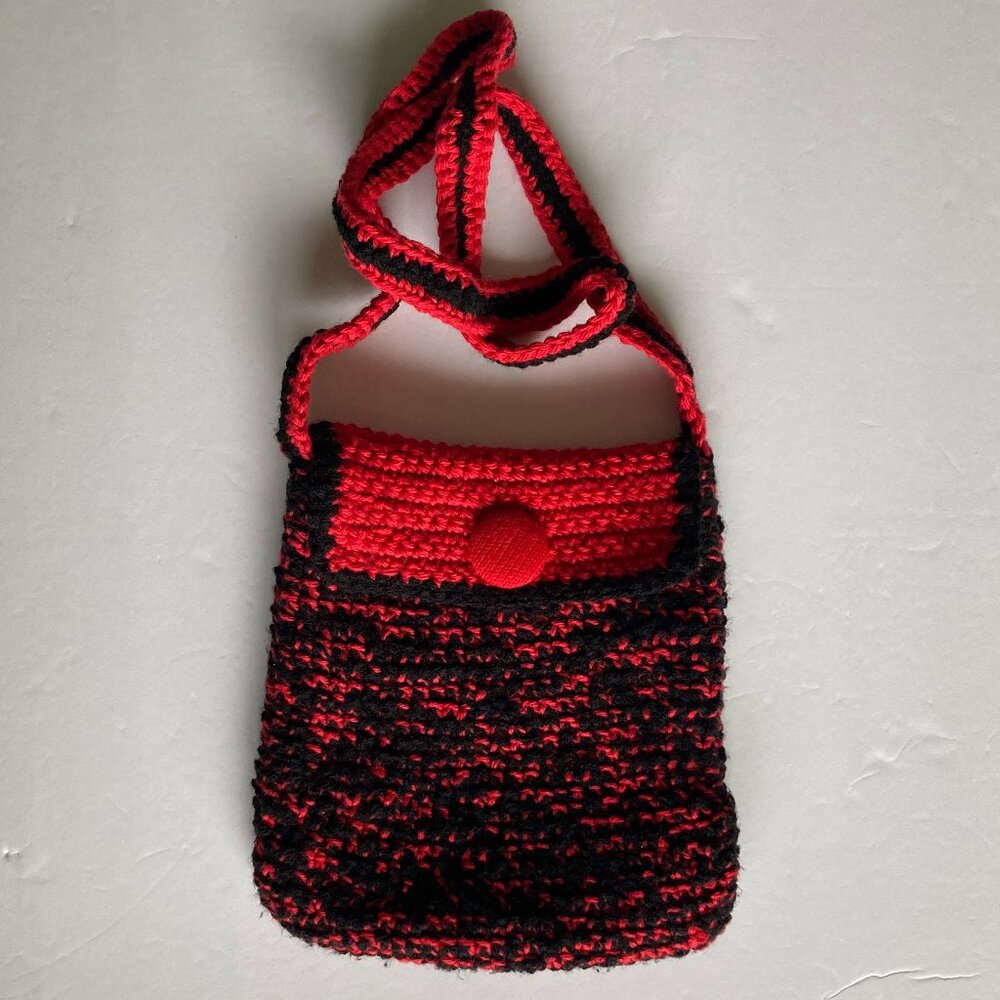 Crochet Shoulder / Handbag - Hand crafted – Red & Black